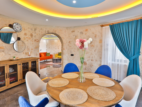  gece  -  Kasım
  | Seydikemer Karadere’de Hamamlı, Saunalı Lüks Villa